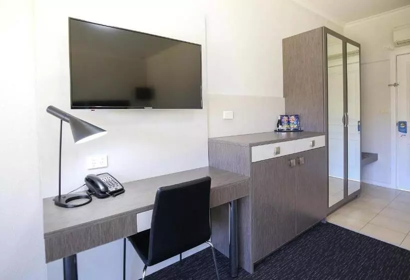 キングサイズベッドのエクゼクティブルーム, Comfort Inn Deakin Palms