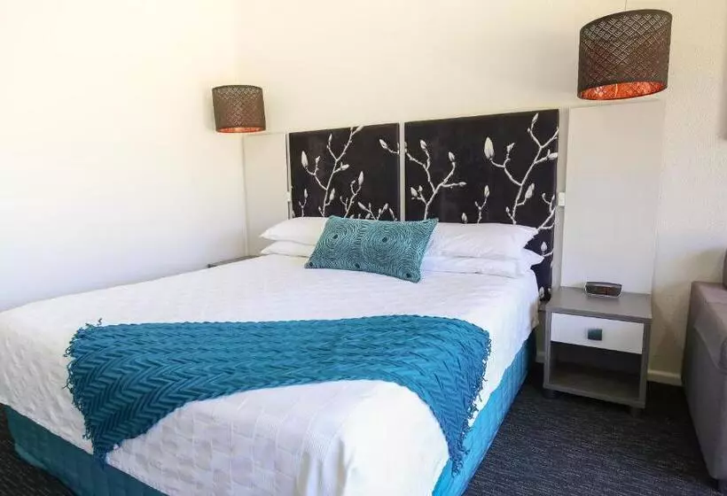 キングサイズベッドのエクゼクティブルーム, Comfort Inn Deakin Palms
