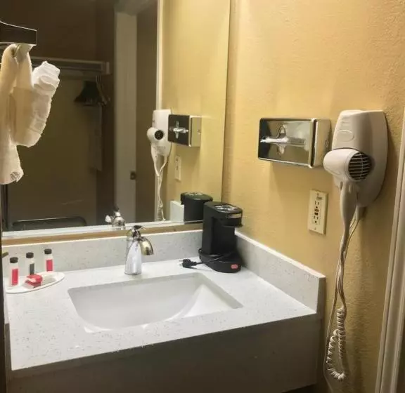 スタンダードルーム, Days Inn By Wyndham San Antonio Airport