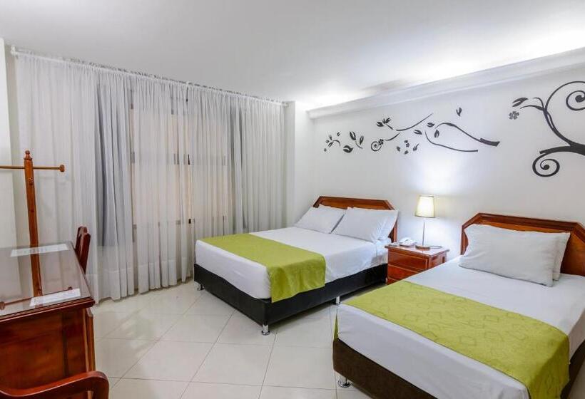 غرفة قياسية ثلاثية, Florida Inn