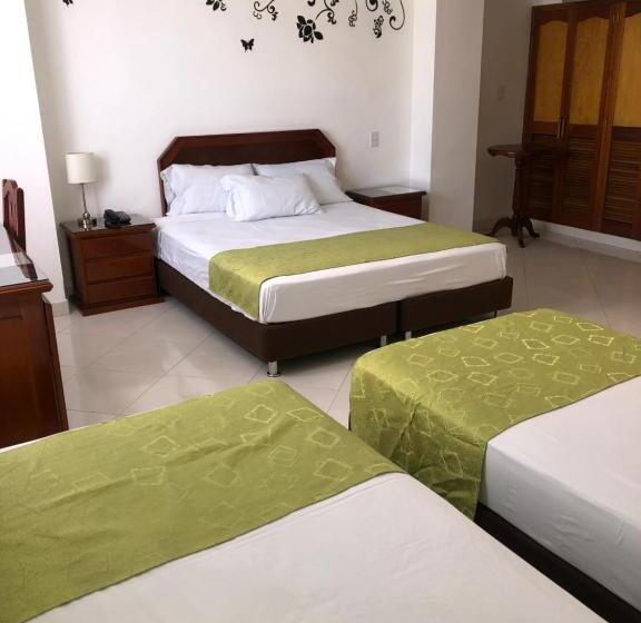 غرفة عائلية, Florida Inn