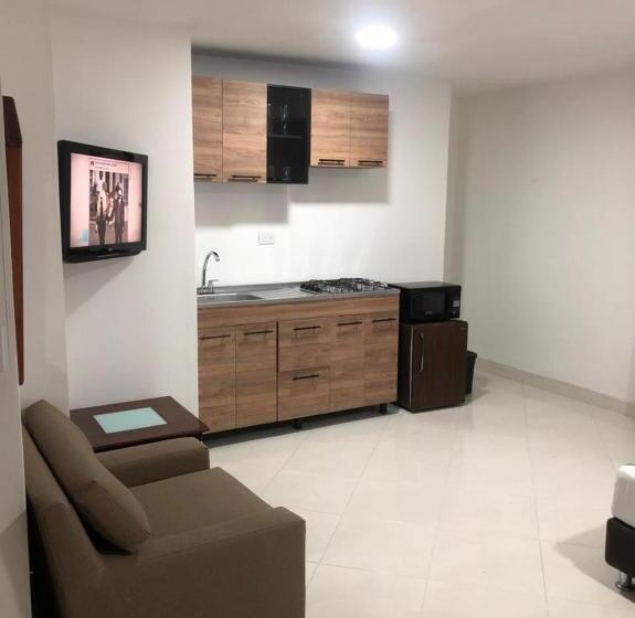 إستوديو قياسى, Florida Inn