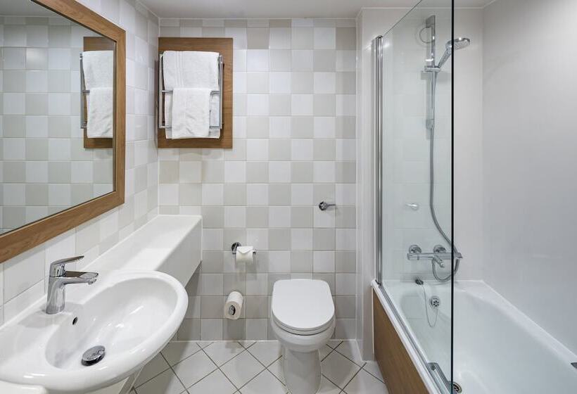 Номер Стандарт, Holiday Inn Gloucester   Cheltenham, An Ihg