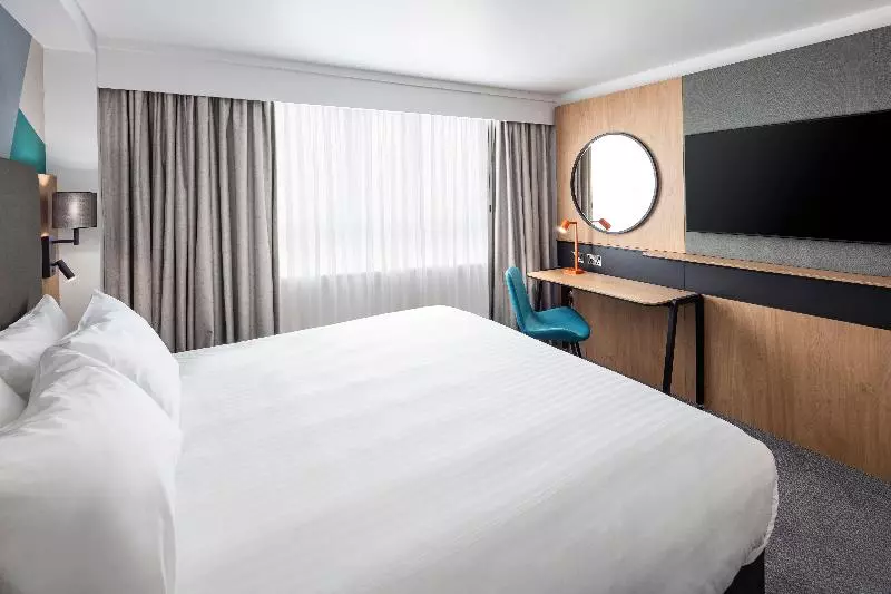 スタンダードルーム, Holiday Inn Gloucester   Cheltenham, An Ihg