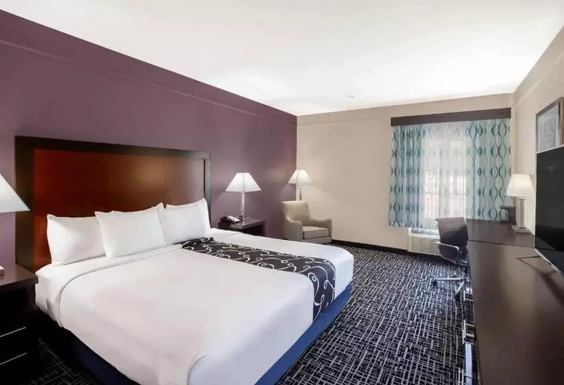 اتاق لوکس با تخت بزرگ, La Quinta By Wyndham Lubbock North