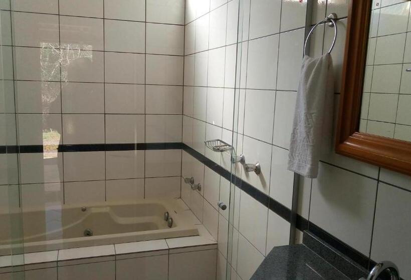 Люкс с гидромассажем, Lago Das Pedras