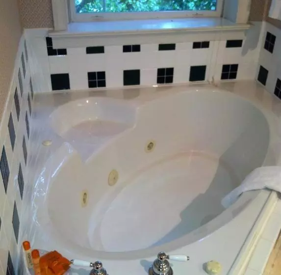 キングサイズベッドのスイートルーム, Lake Chatuge Lodge