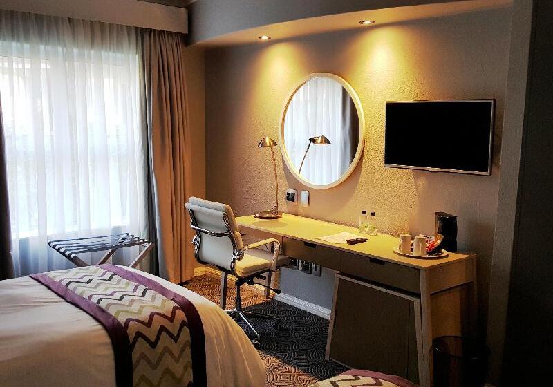 غرفة قياسية لذوى الاحتياجات الخاصة, Lake Chatuge Lodge