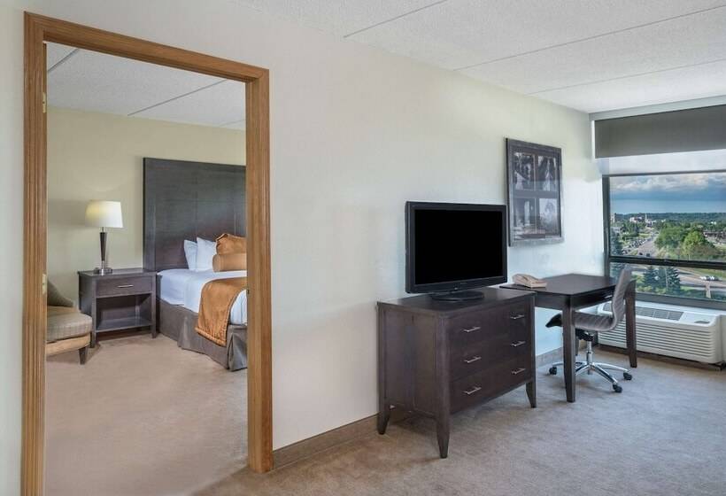 סוויטה, Americinn By Wyndham Rochester Near Mayo Clinic