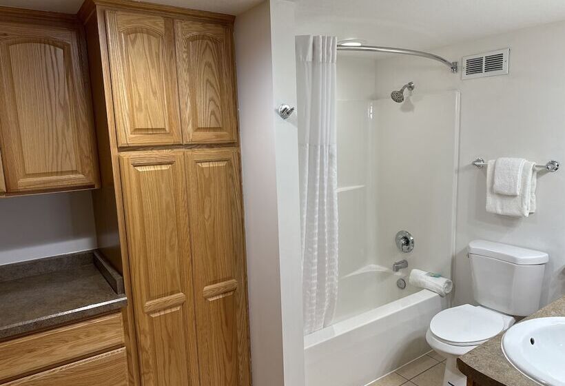 Люкс, Americinn By Wyndham Rochester Near Mayo Clinic