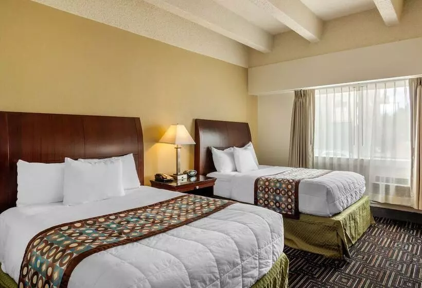 ２ダブルベッドのスタンダードルーム, Inn At The Highland Denver Downtown