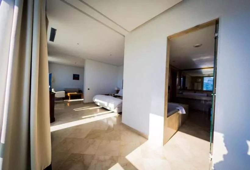 スタンダード４人部屋, Suites Hotel Mohammed V By Accor