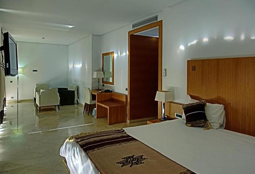 Люкс Вид на Море, Suites Hotel Mohammed V By Accor