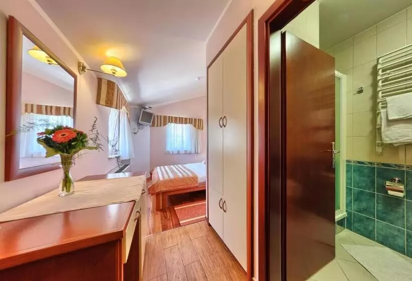 Quarto standard, Trogir