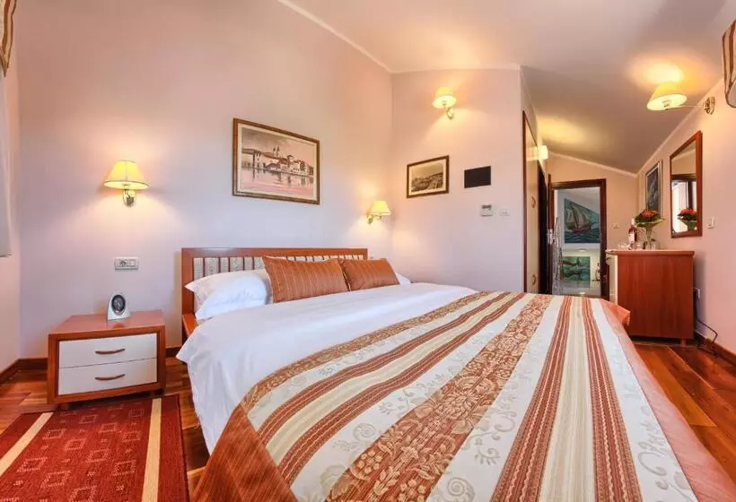 Quarto standard, Trogir