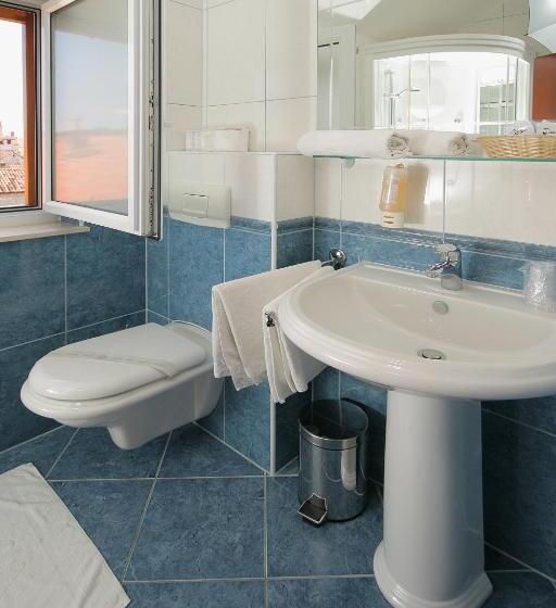 חדר סטנדרט, Trogir