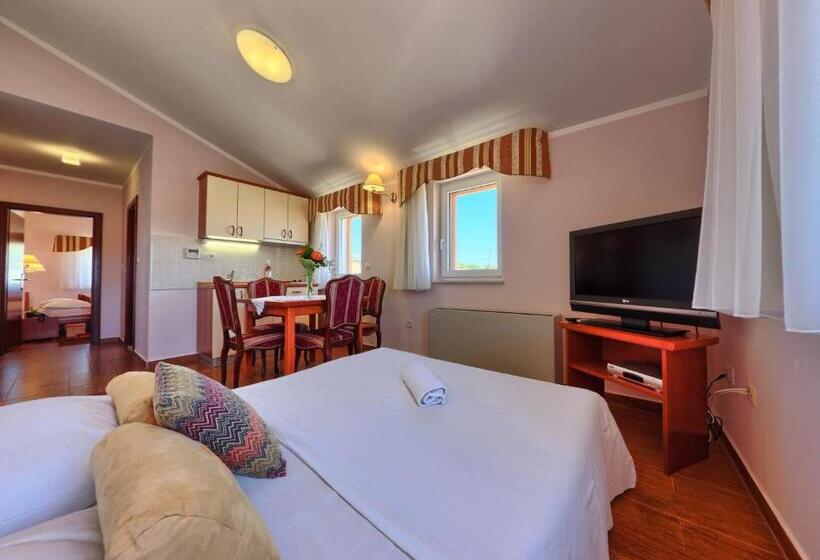 דירת שני חדרים, Trogir