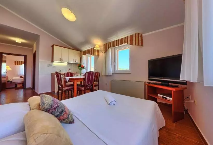 Apartamento 2 Quartos, Trogir