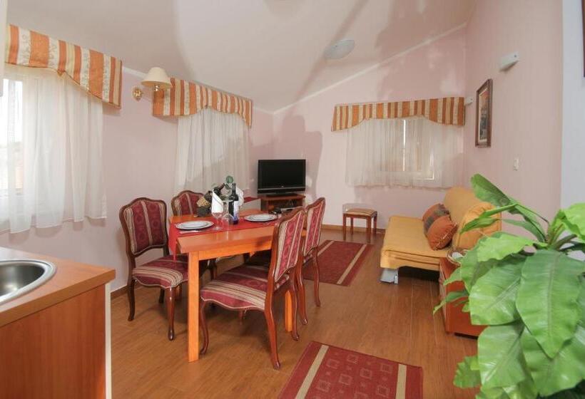 דירת שני חדרים, Trogir