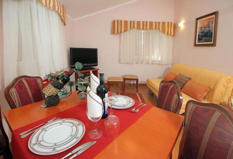 דירת שני חדרים, Trogir