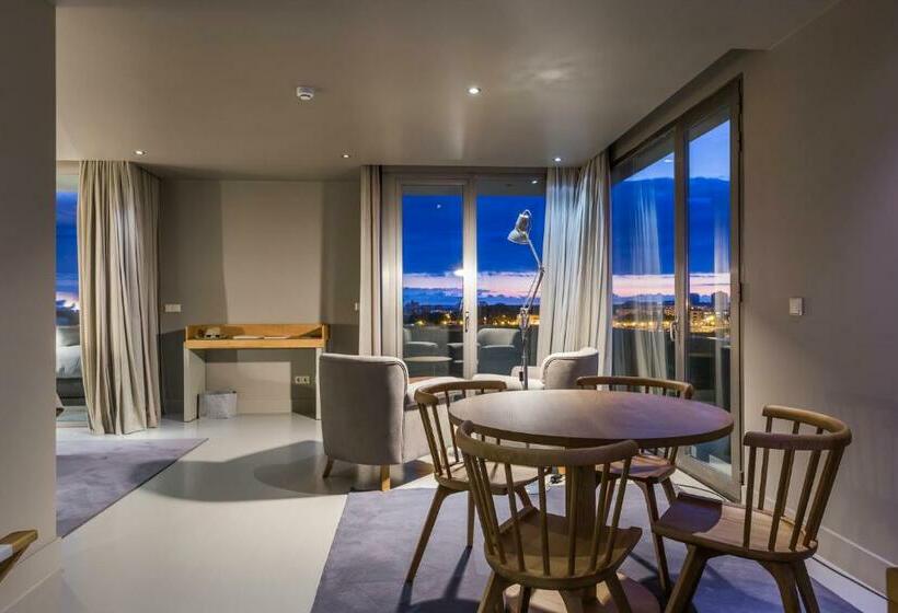 Люкс, Villa C Boutique