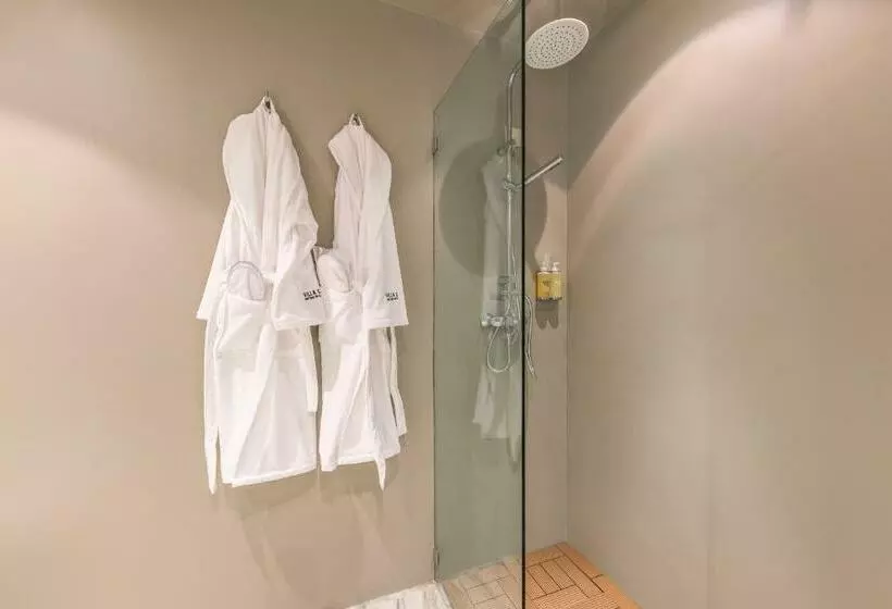 سوییت, Villa C Boutique