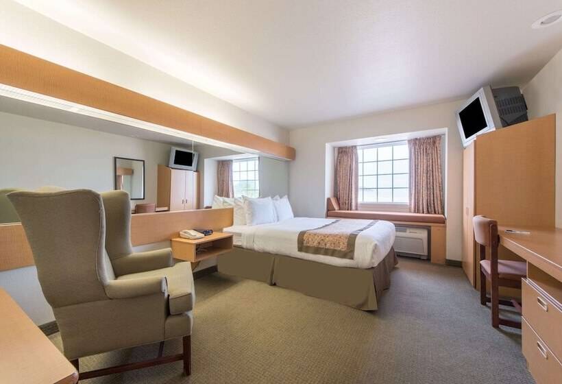 جناح, Microtel Inn & Suites By Wyndham Altus