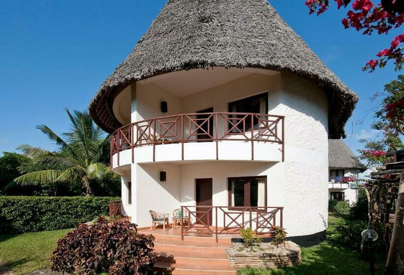 اتاق لوکس با چشم‌انداز باغ, Neptune Village Beach Resort & Spa   All Inclusive