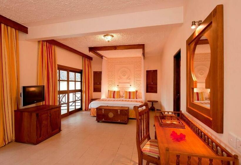 سوییت, Neptune Village Beach Resort & Spa All Inclusive