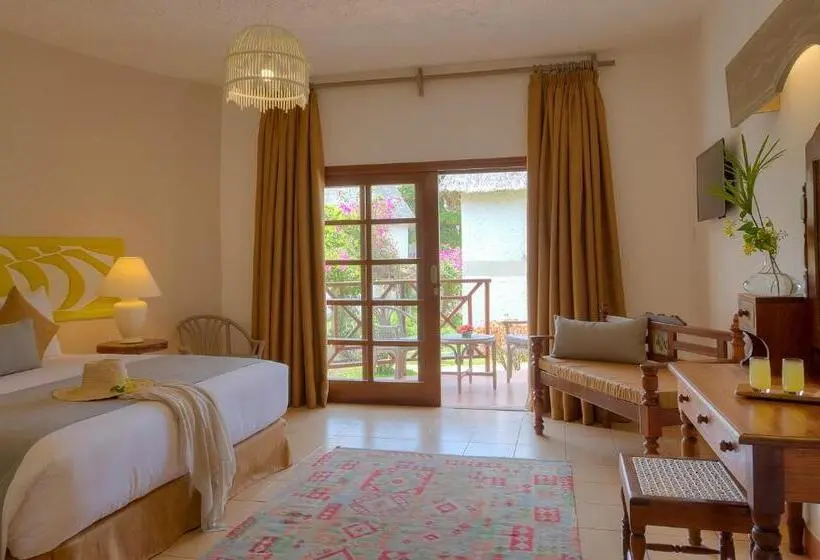 اتاق استاندارد با چشم‌انداز باغ, Neptune Village Beach Resort & Spa   All Inclusive