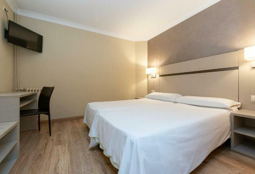 اتاق خانوادگی, Hotel & Apartahotel Serhs Cosmos