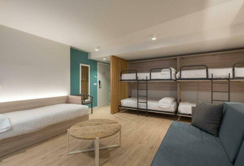 اتاق لوکس خانوادگی, Hotel & Apartahotel Serhs Cosmos