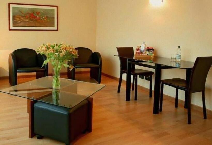 סוויטת ג'וניור, Eurotel El Bosque