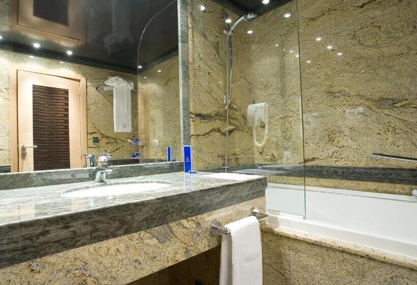 غرفة قياسية, Anel