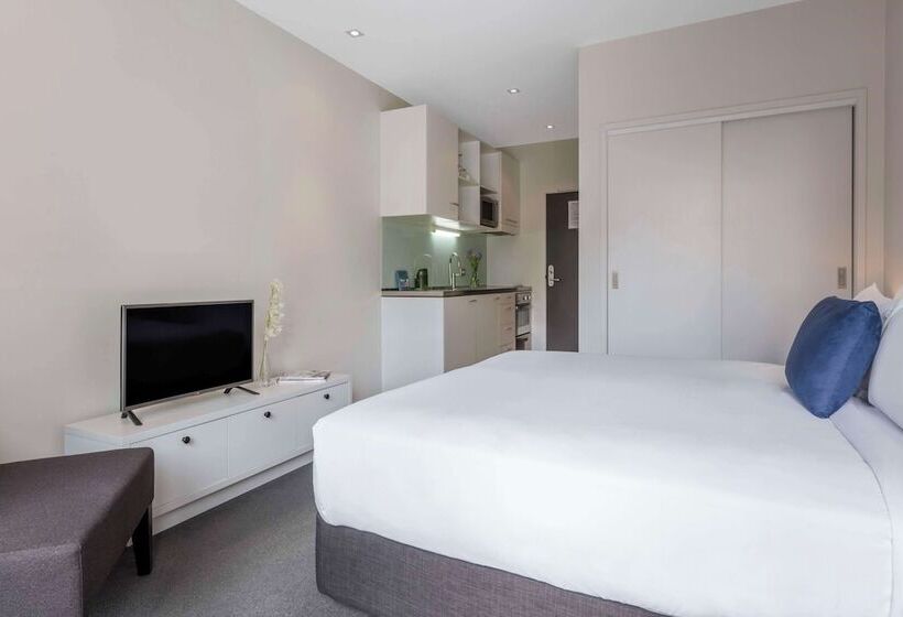 スタンダードスタジオ, Auckland Harbour Suites