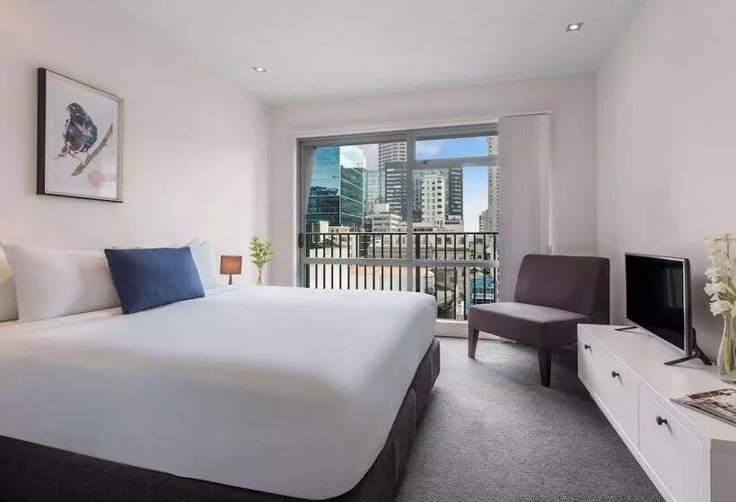 スタンダードスタジオ, Auckland Harbour Suites