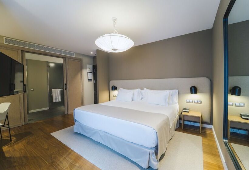 수피리어 룸, Barcelo  Oviedo Cervantes