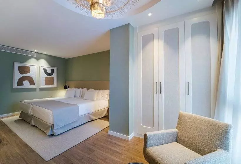 اتاق سوپریور, Barcelo Oviedo Cervantes