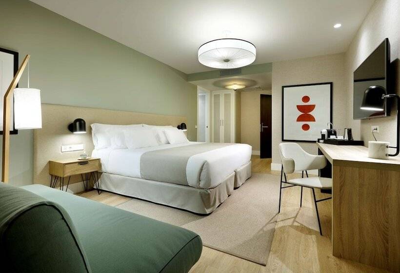 디럭스 룸, Barcelo  Oviedo Cervantes