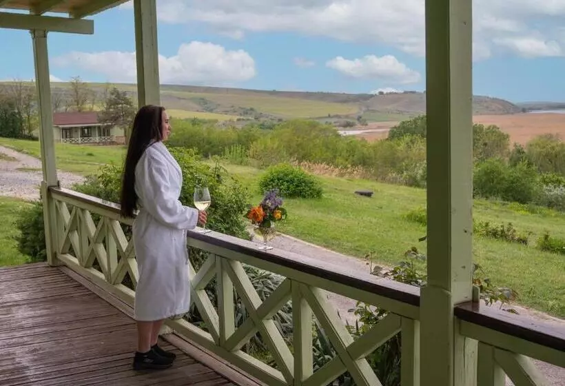 スーペリアー１ベッドルームビラ, Delta Nature Resort