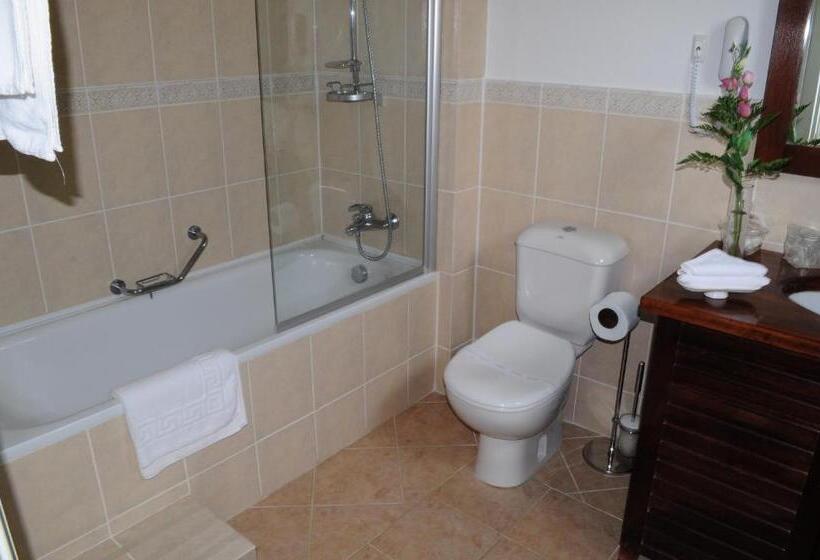 فيلا سوبيريور غرفة نوم واحدة, Delta Nature Resort