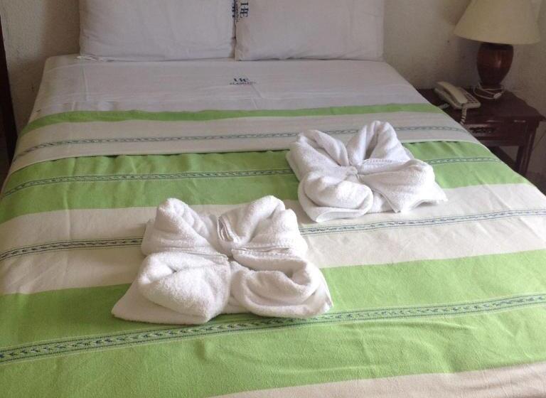 Номер Стандарт, El Español Centro Histórico