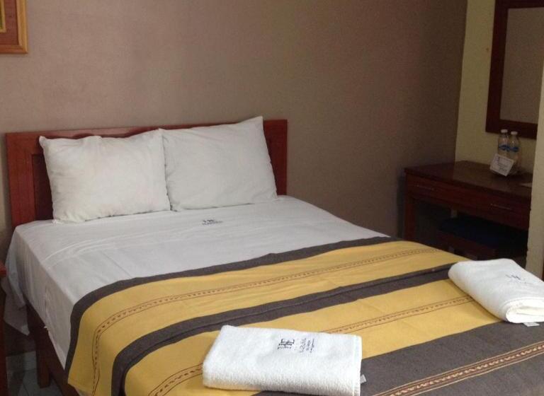 Номер Стандарт, El Español Centro Histórico