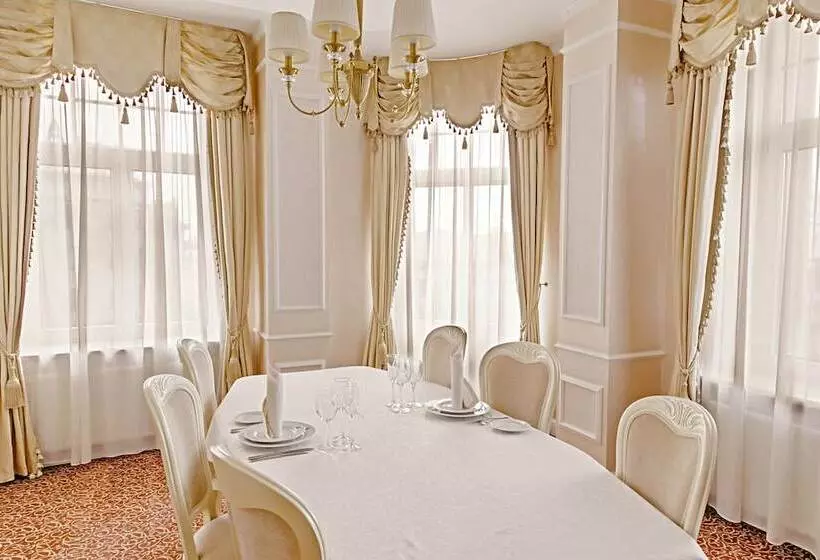 سوئیت پرزیدنت, Europe