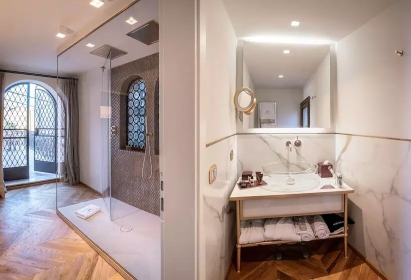 سوئیت جونیور با چشم‌انداز باغ, Excess Venice Boutique Hotel & Private Spa   Adults Only