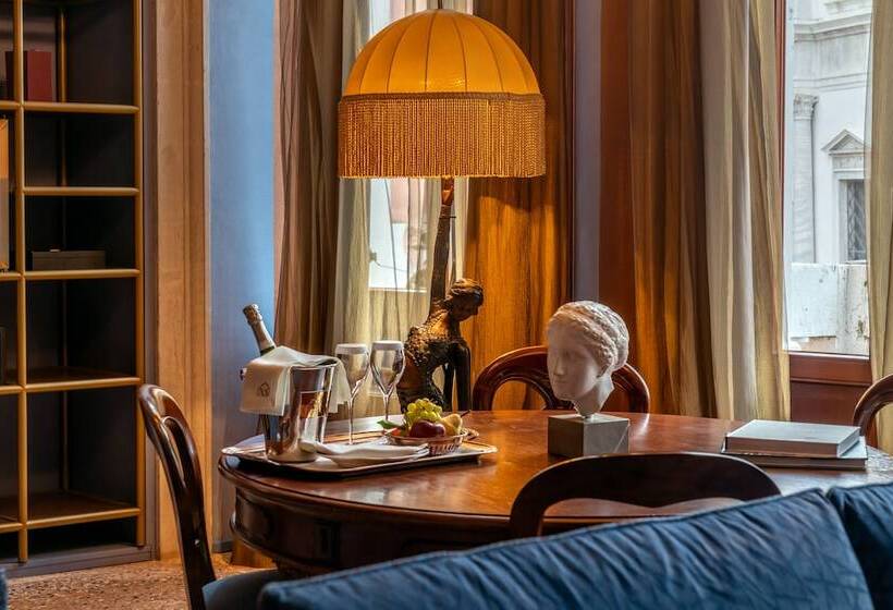 Executive Suite met Uitzicht, Excess Venice Boutique Hotel & Private Spa   Adults Only