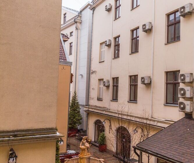 اتاق استاندارد, Garden Palace