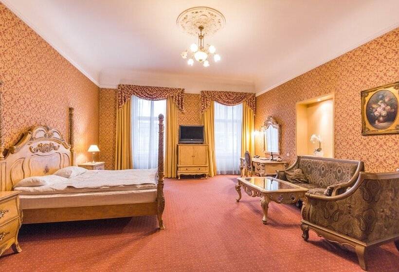 سوییت, Garden Palace