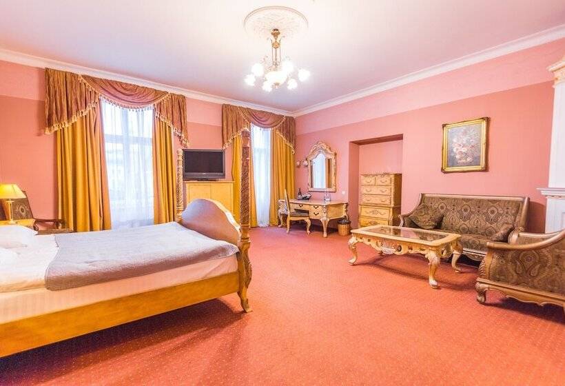 سوییت, Garden Palace