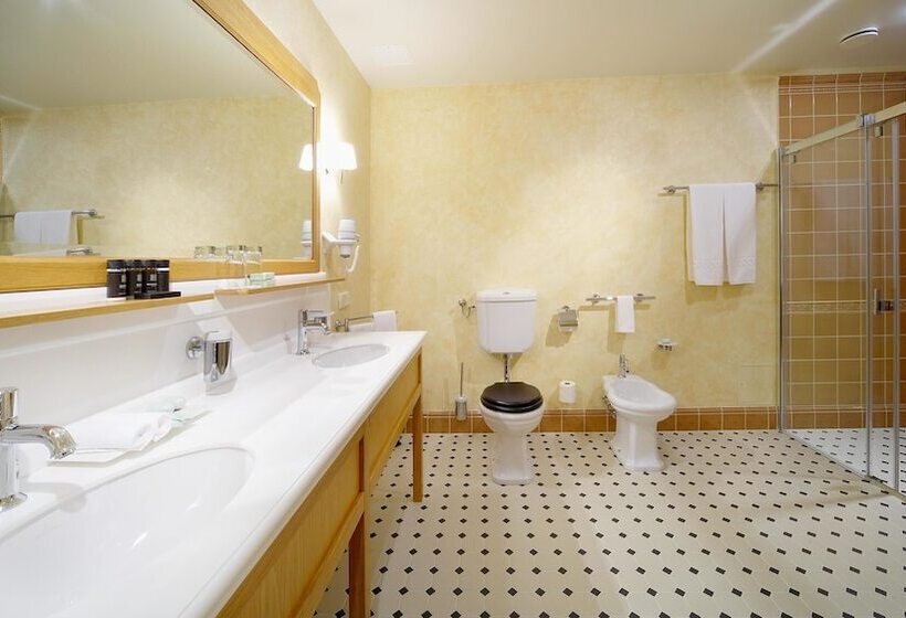 سوییت لوکس, Garden Palace